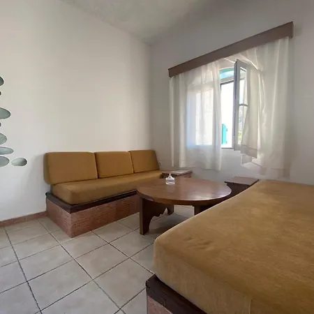 Elia Tina's 2 Tatil Evi