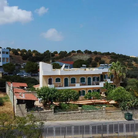 Elia Tina's 2 Tatil Evi Hersonissos (Crete)